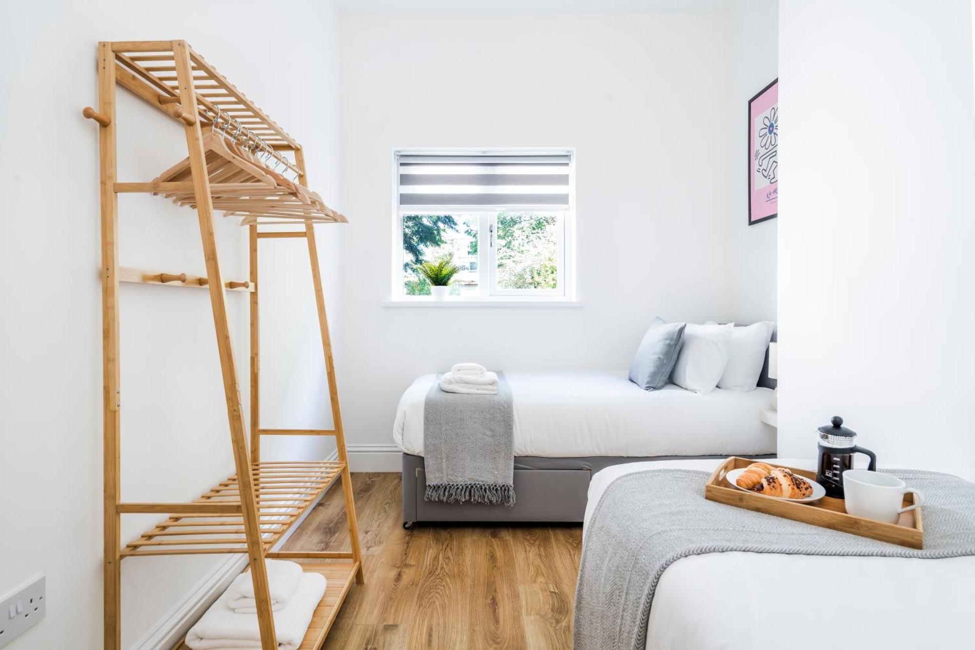 Cozy 2 Bedroom Apartment In Sutton Sutton  Ngoại thất bức ảnh