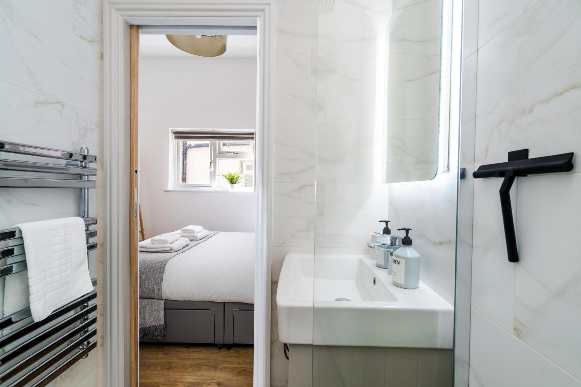 Cozy 2 Bedroom Apartment In Sutton Sutton  Ngoại thất bức ảnh